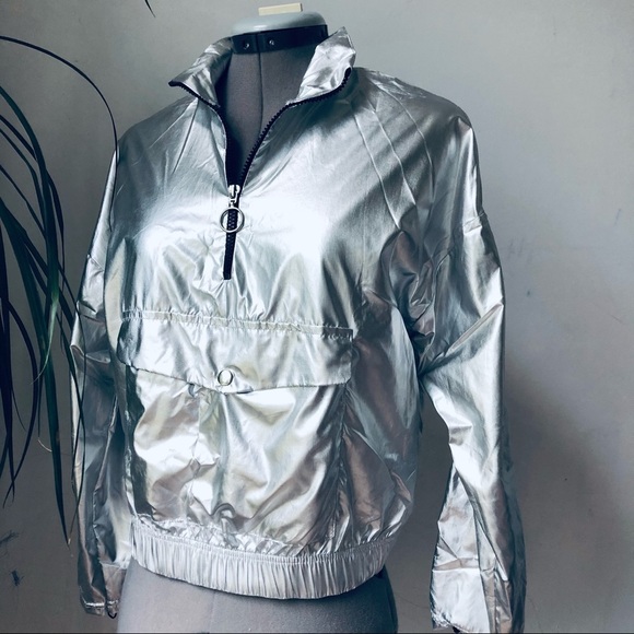 Vintage LOVE Silver Metallic Summer Lightweight Pullover Jacket Size S - Picture 3 of 12
